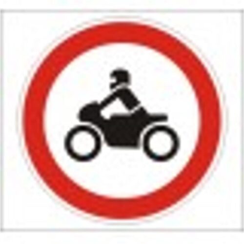 Motorkerékpárral behajtani tilos! - HIP fényvisszaverős szendvicslemez 600 mm