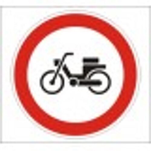 Segédmotoros kerékpárral behajtani tilos! - HIP fényvisszaverős szendvicslemez 600 mm